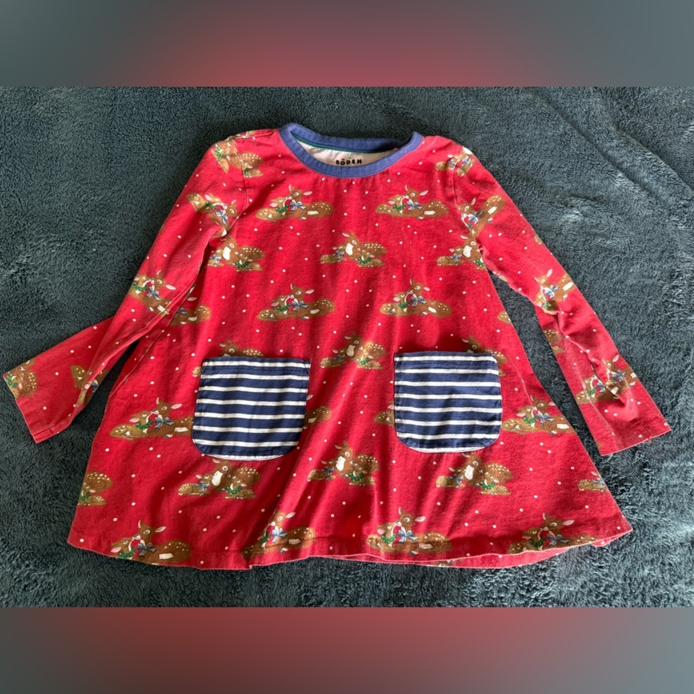 Mini boden fawn Christmas shirt size 8/9T
